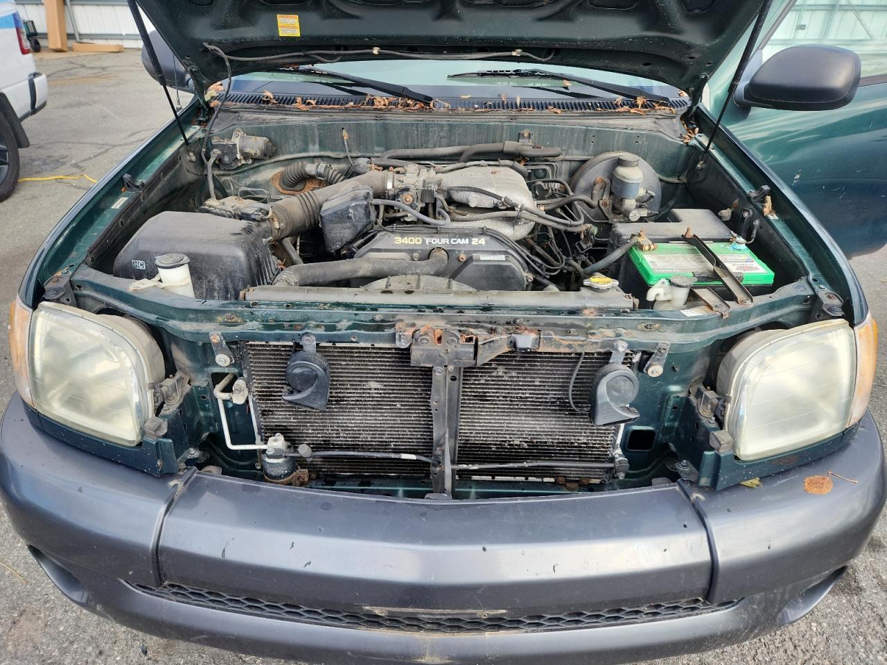 2004 TOYOTA TUNDRA