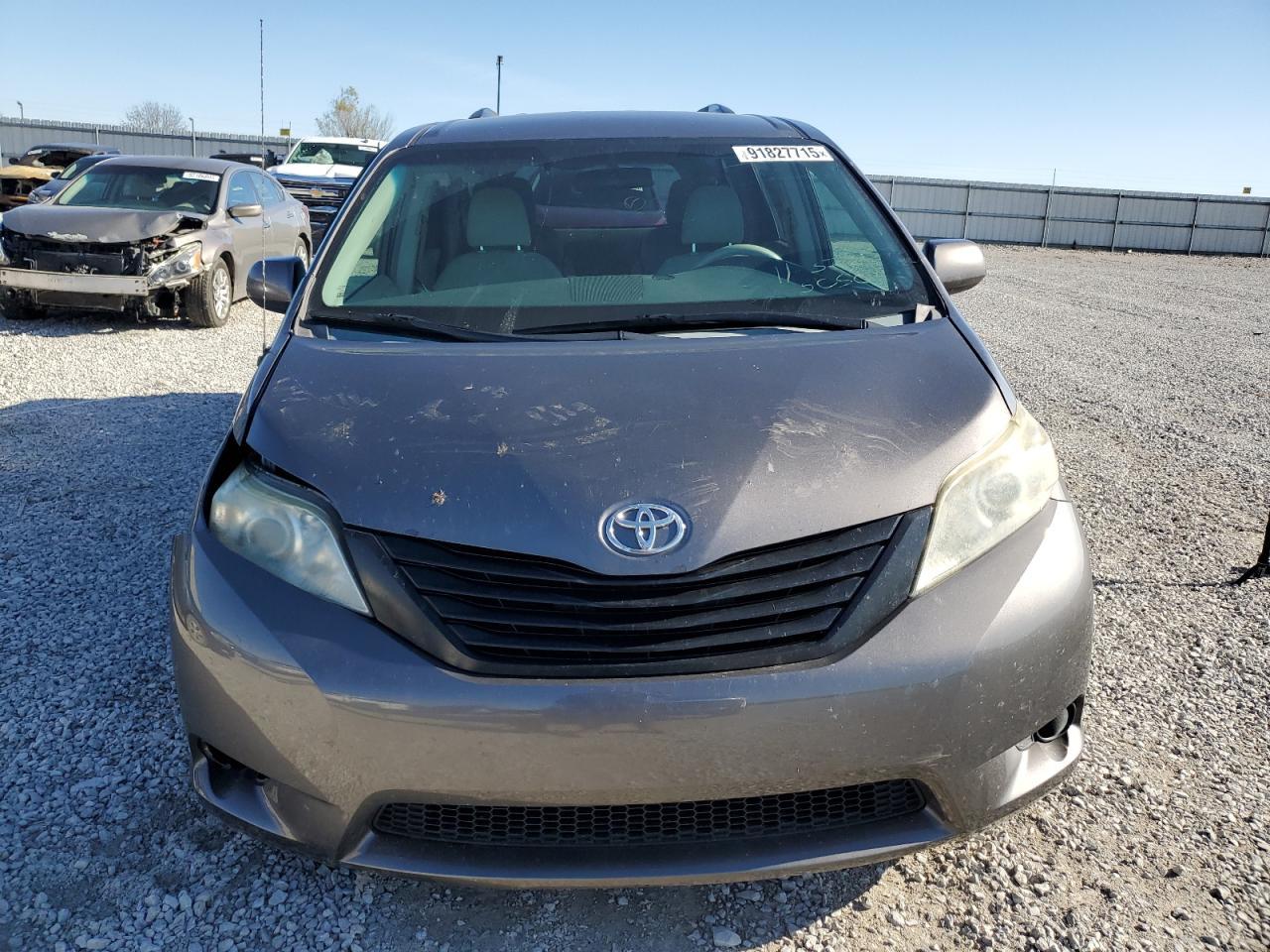 2014 TOYOTA SIENNA