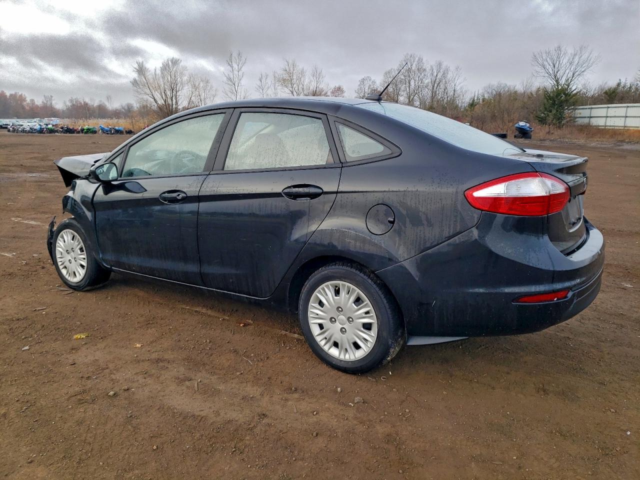 2015 FORD Fiesta