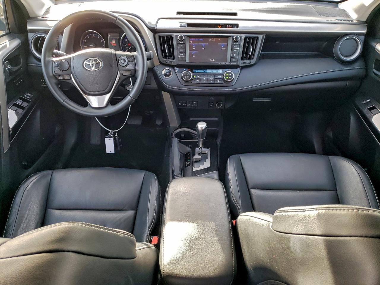 2017 TOYOTA RAV4