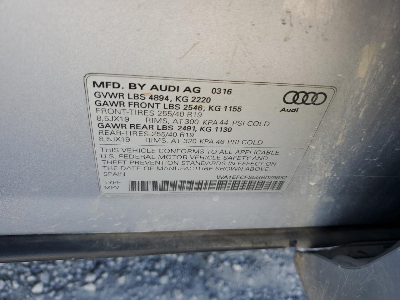 2016 AUDI Q3