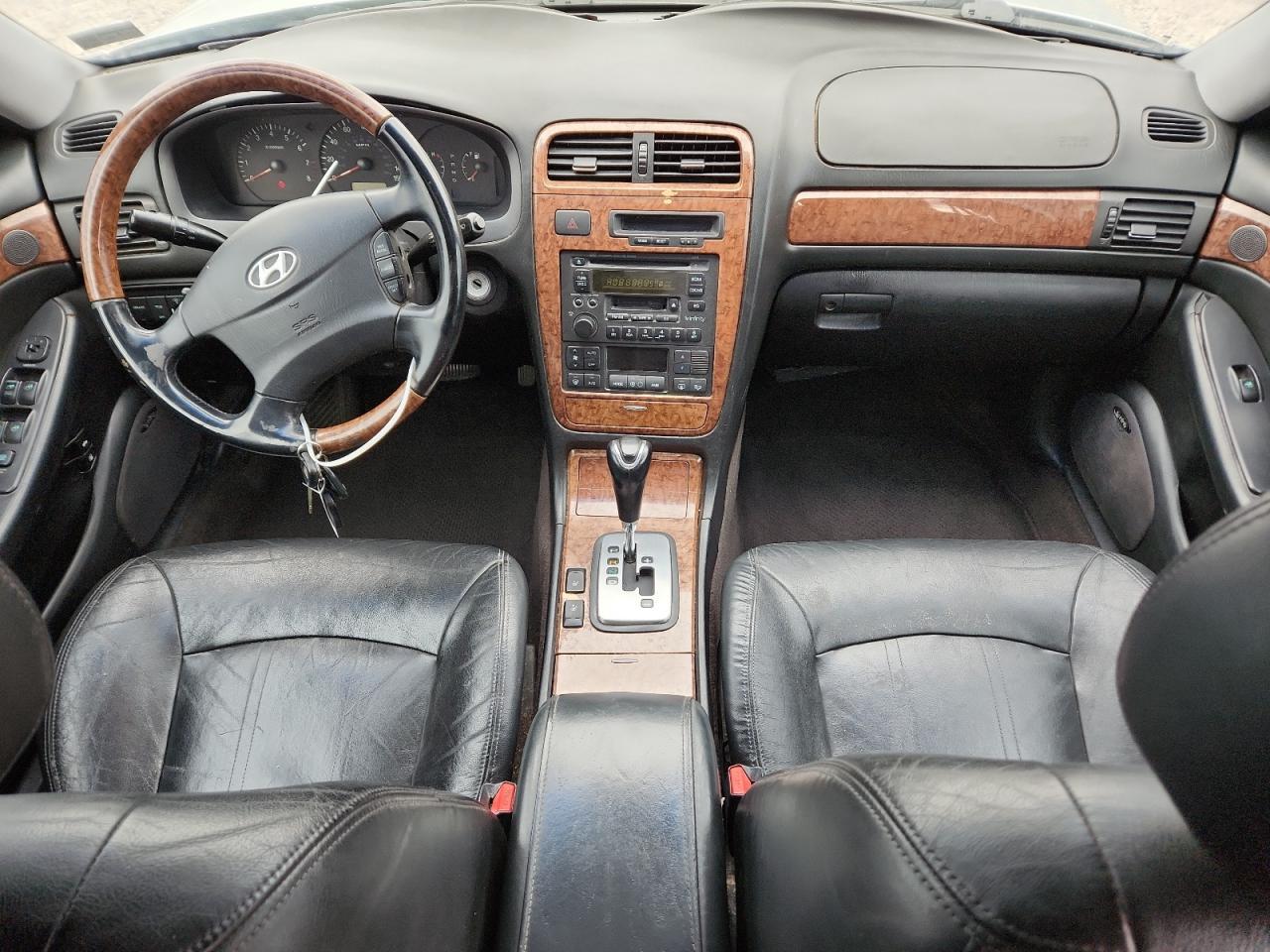 2004 HYUNDAI Xg