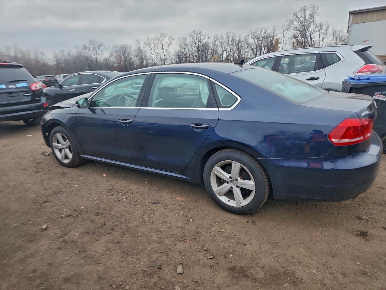 2015 VOLKSWAGEN Passat