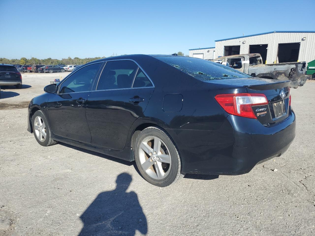 2012 TOYOTA CAMRY