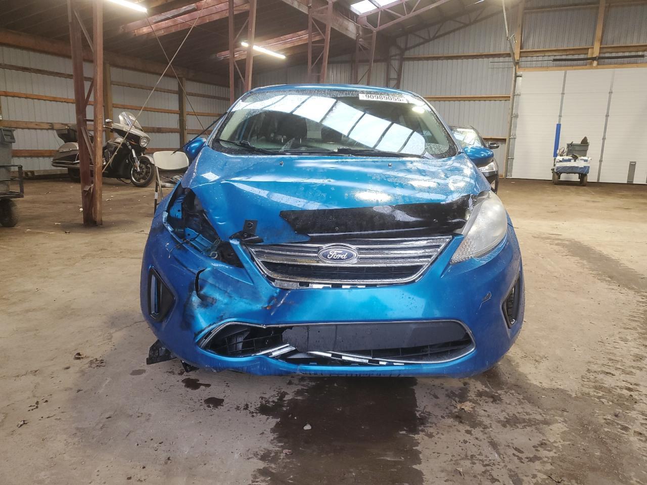 2012 FORD Fiesta