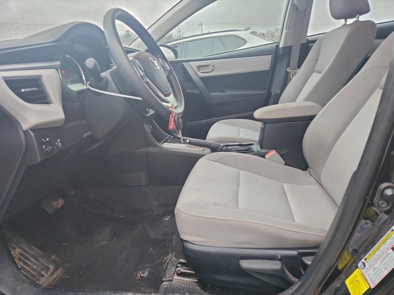 2015 TOYOTA COROLLA