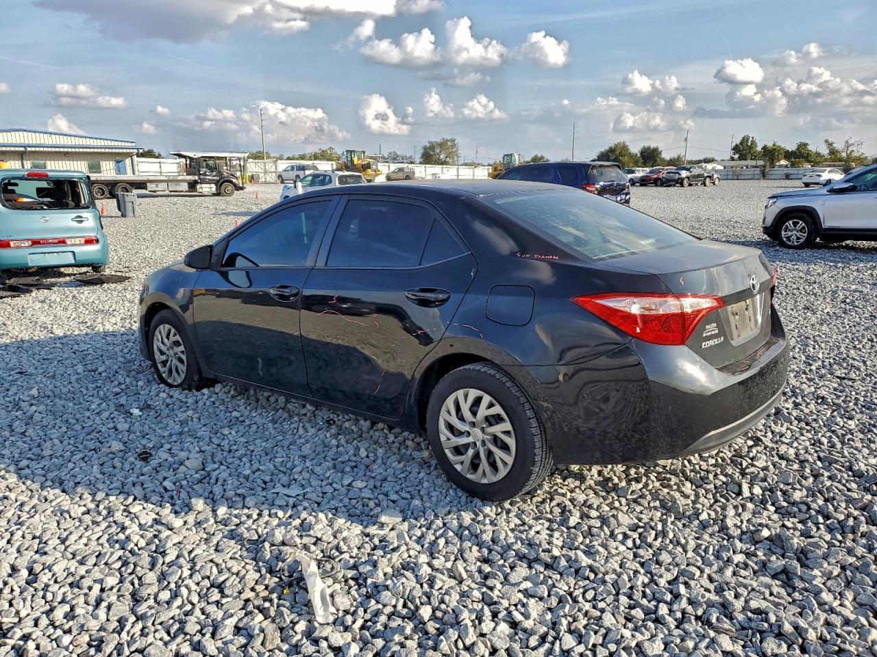 2019 TOYOTA COROLLA