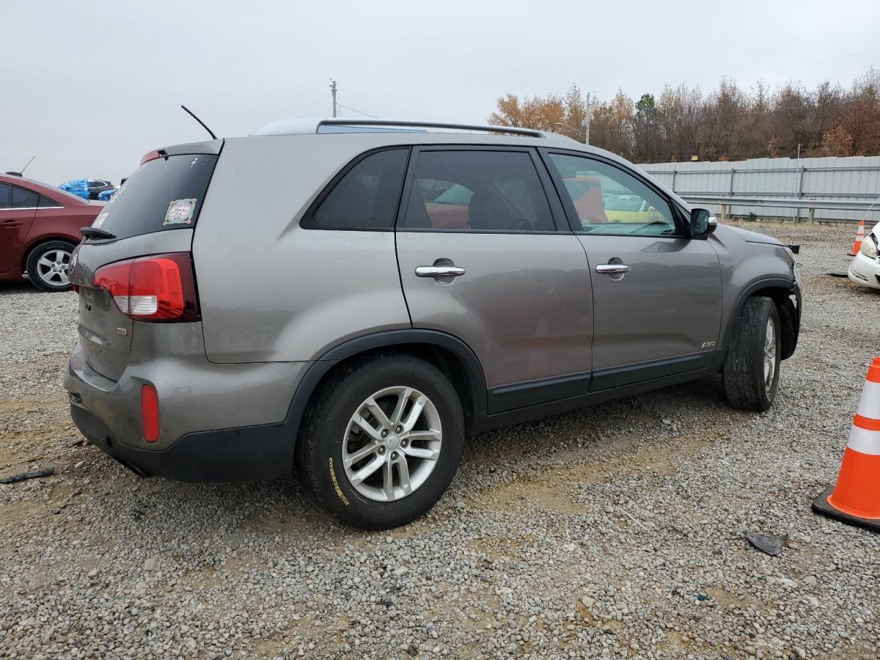 2015 KIA SORENTO