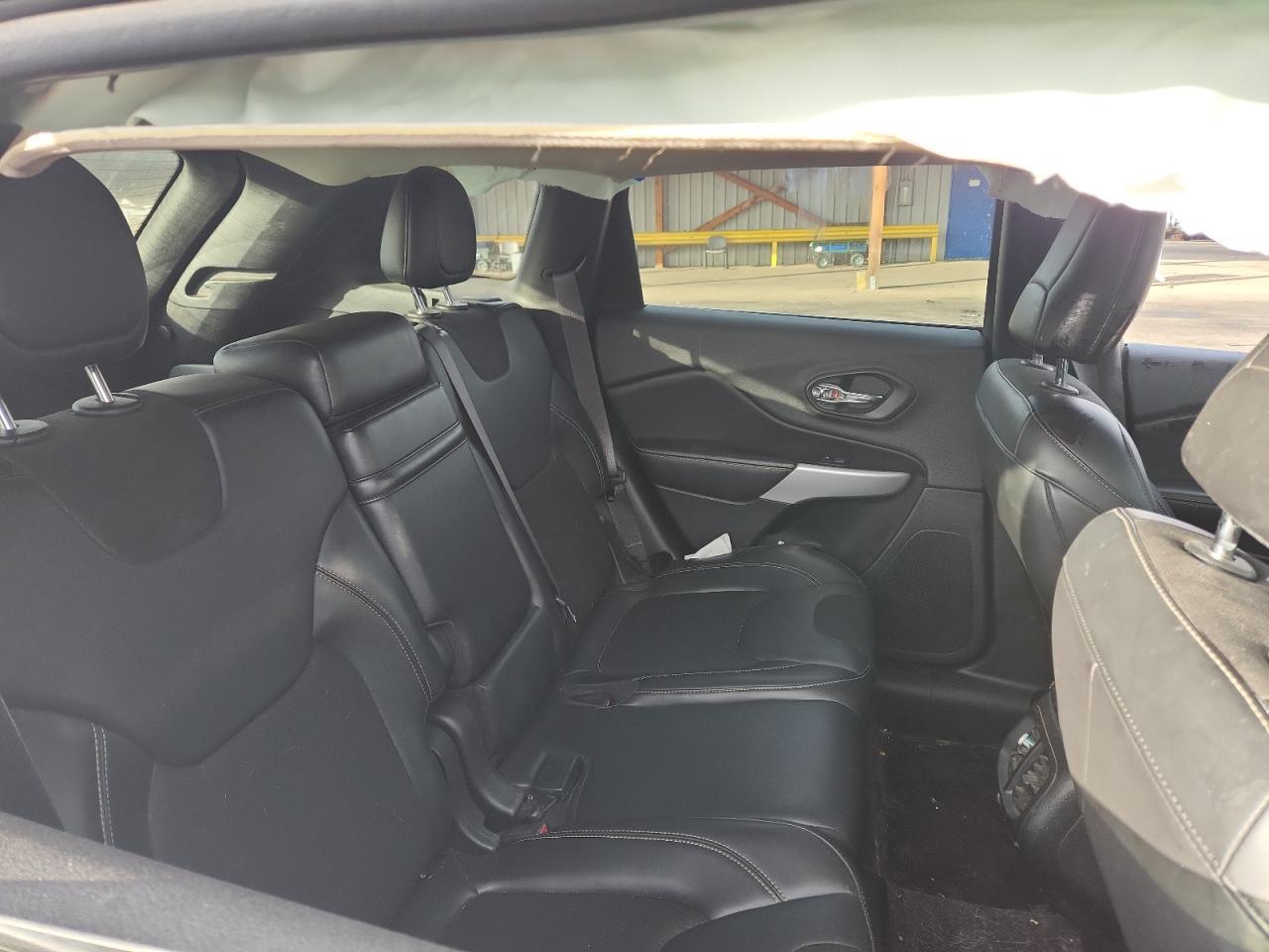 2018 JEEP CHEROKEE