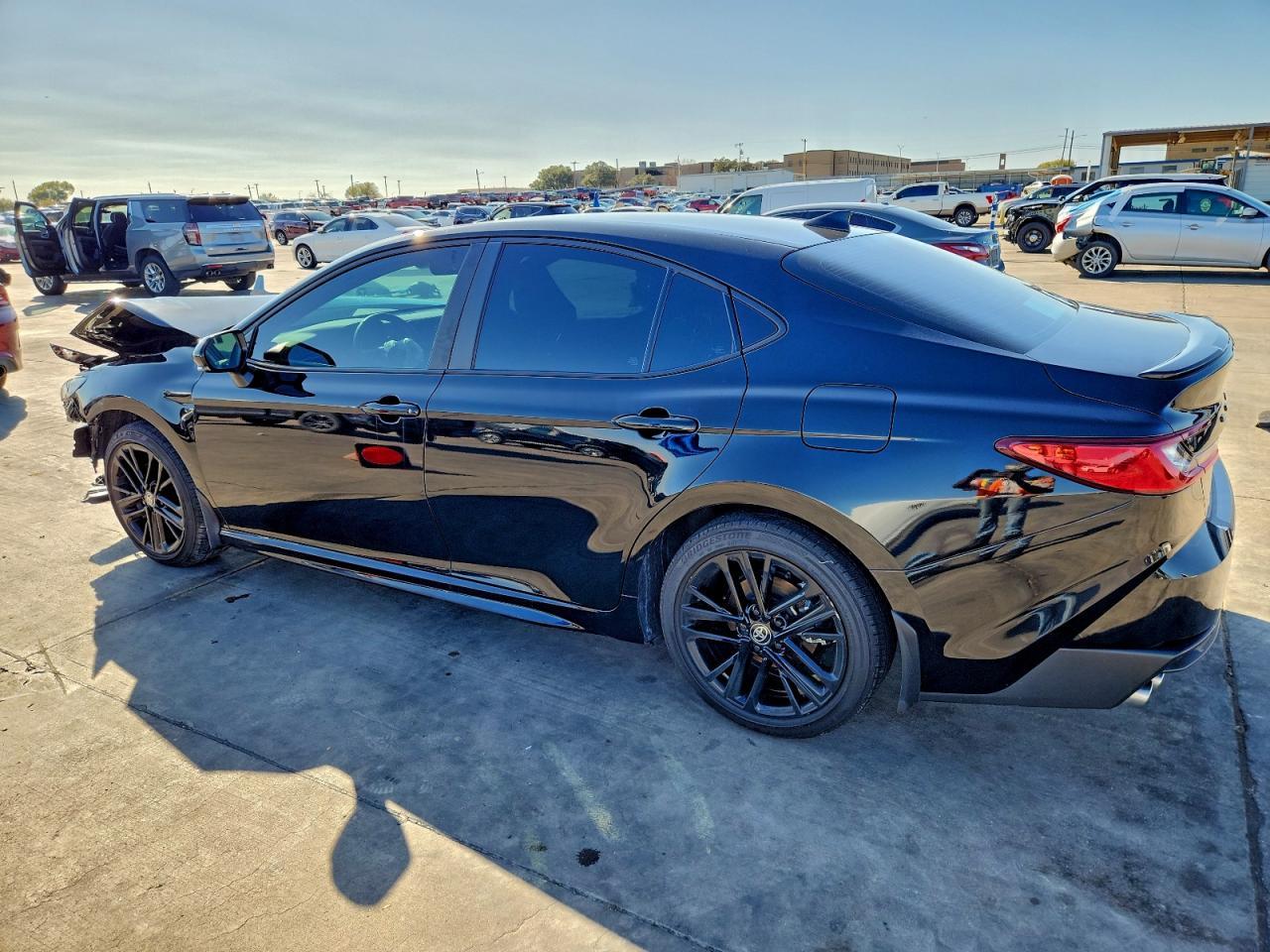 2025 TOYOTA CAMRY