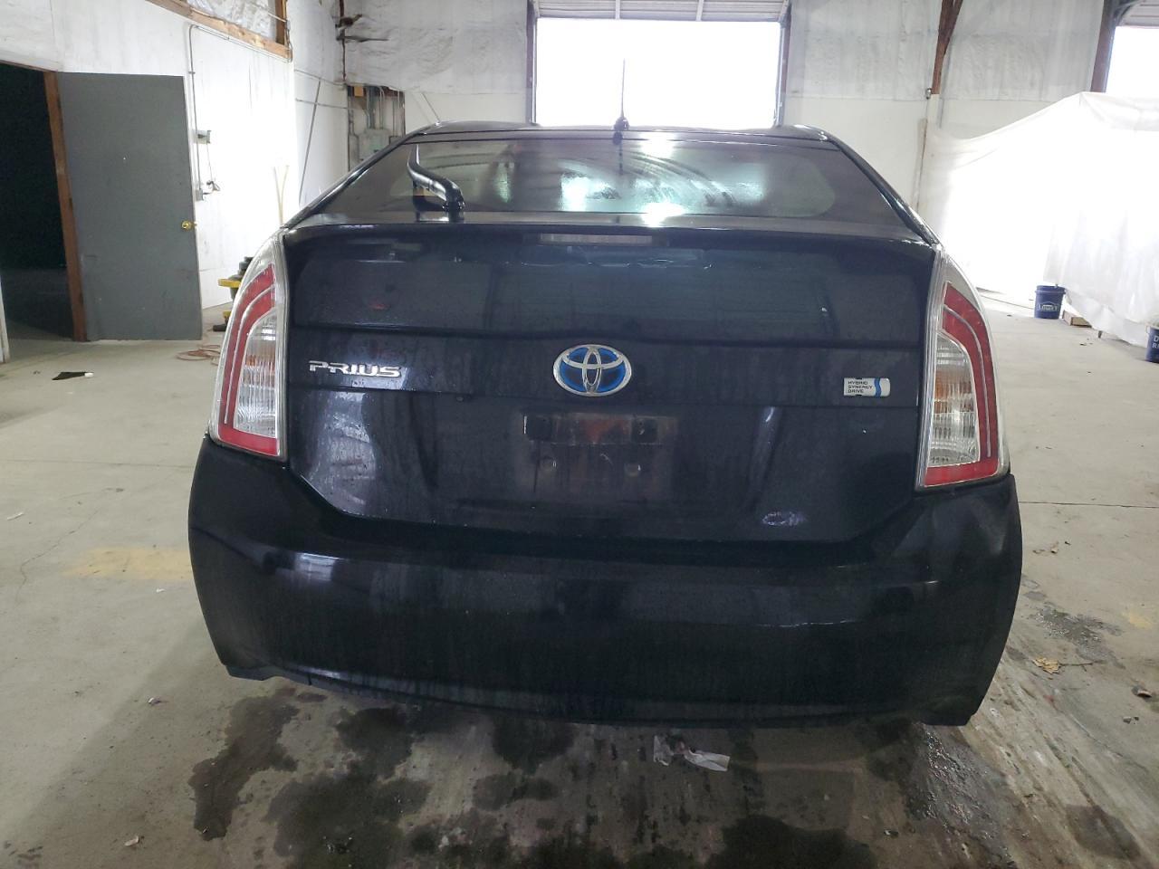 2015 TOYOTA PRIUS