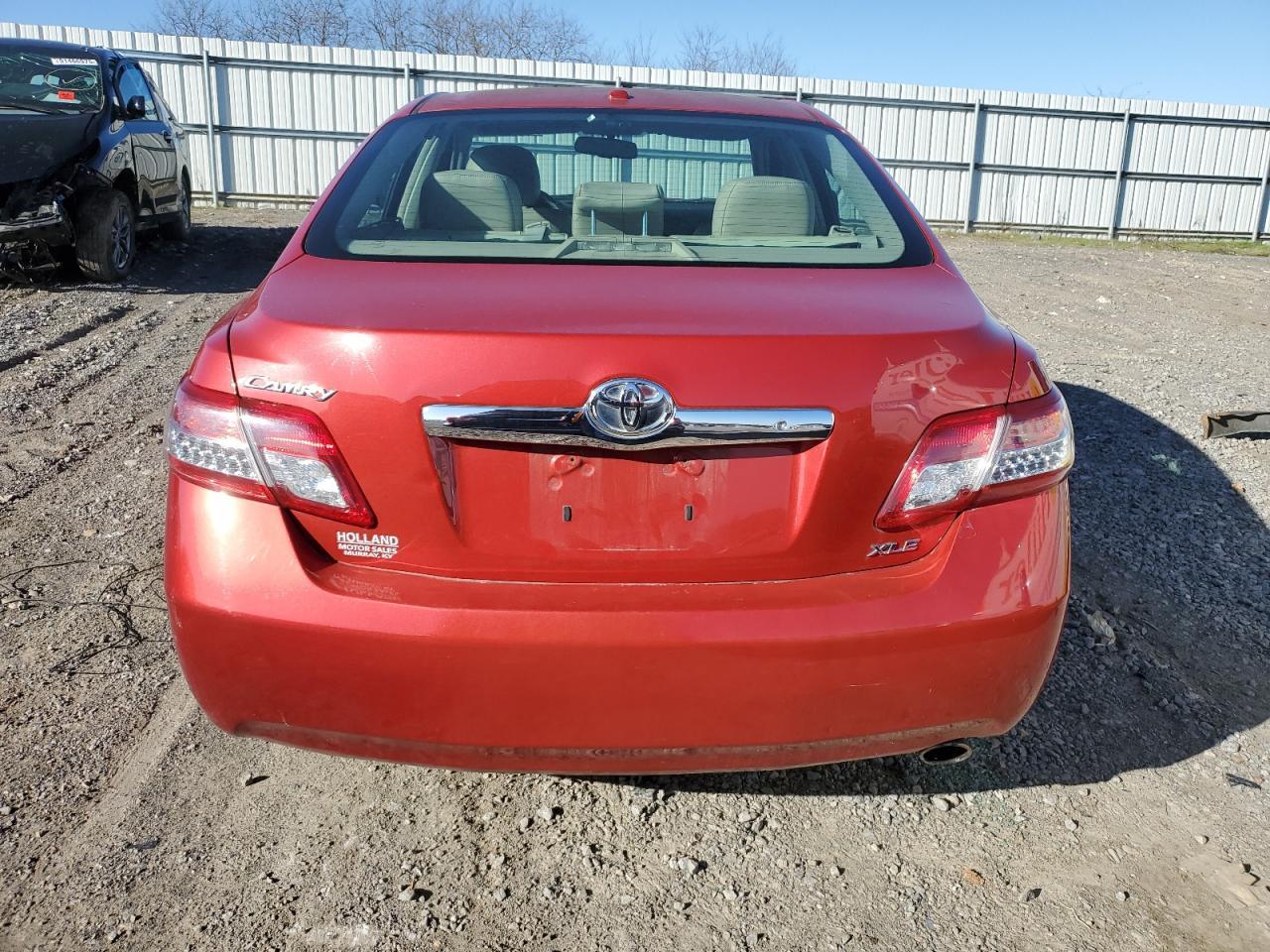 2011 TOYOTA CAMRY