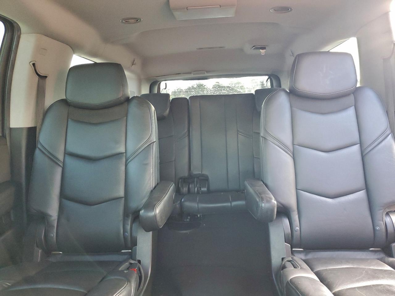 2019 CADILLAC Escalade ESV