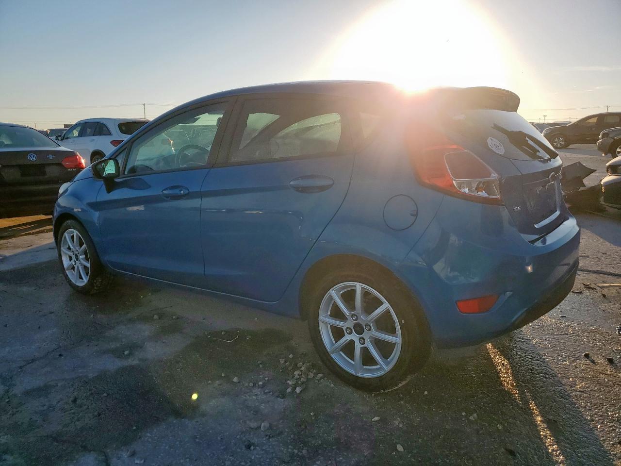 2016 FORD Fiesta