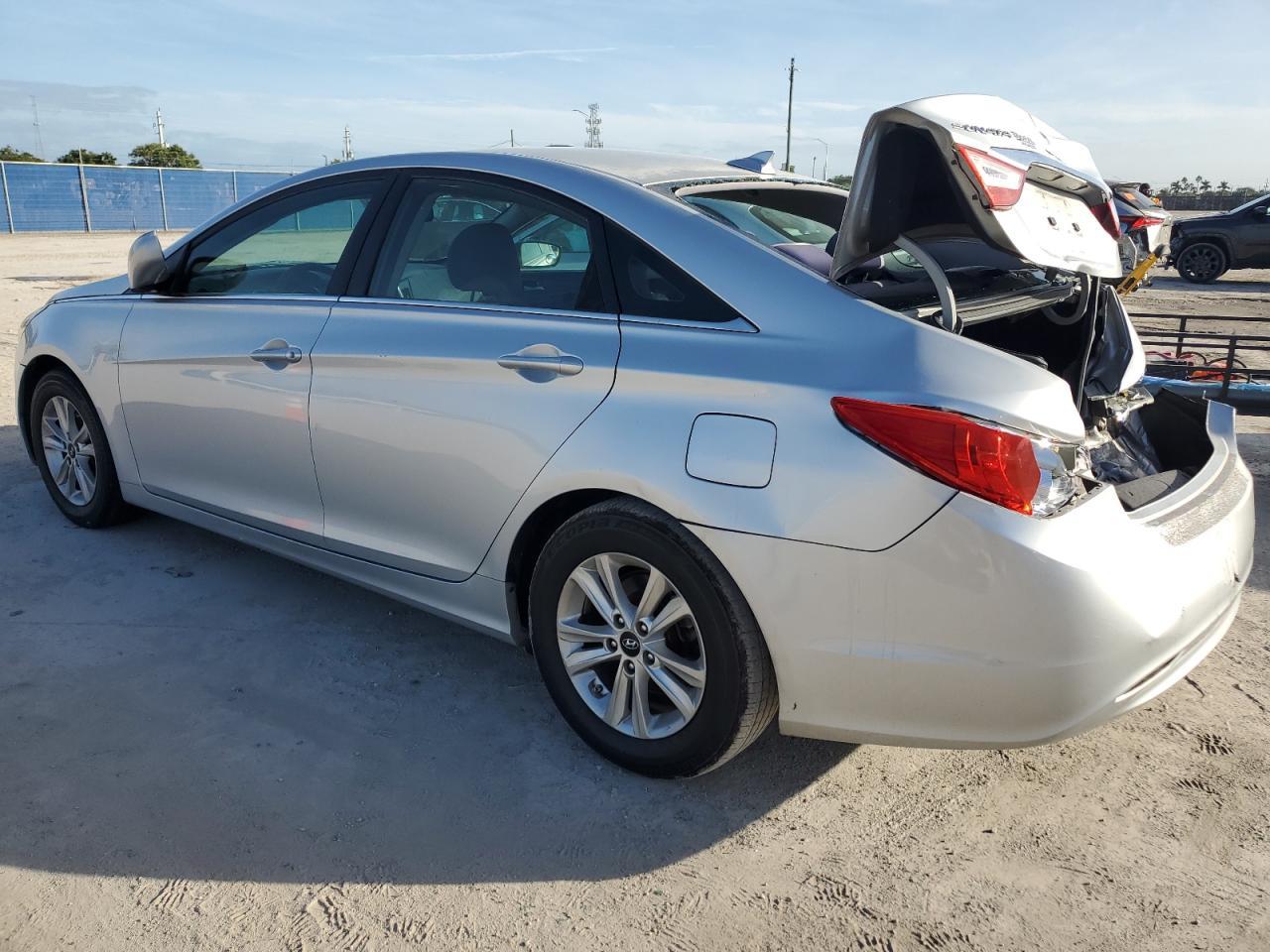 2013 HYUNDAI SONATA