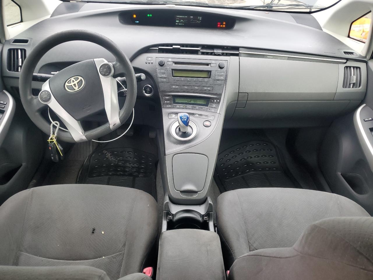 2010 TOYOTA PRIUS
