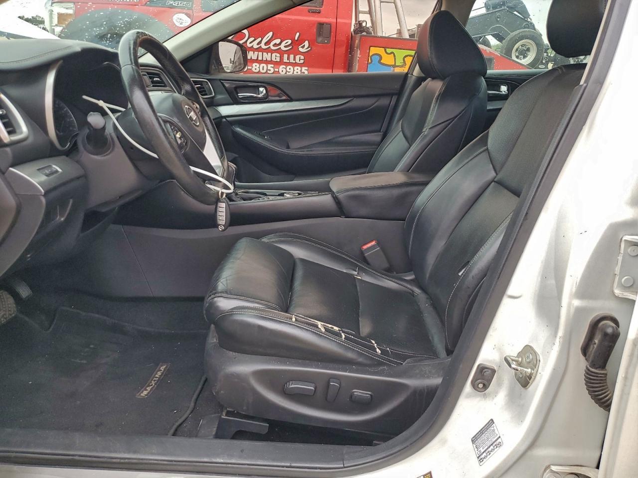 2016 NISSAN Maxima