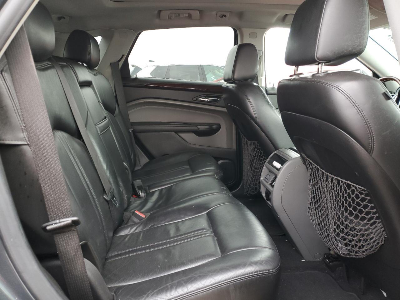 2010 CADILLAC SRX