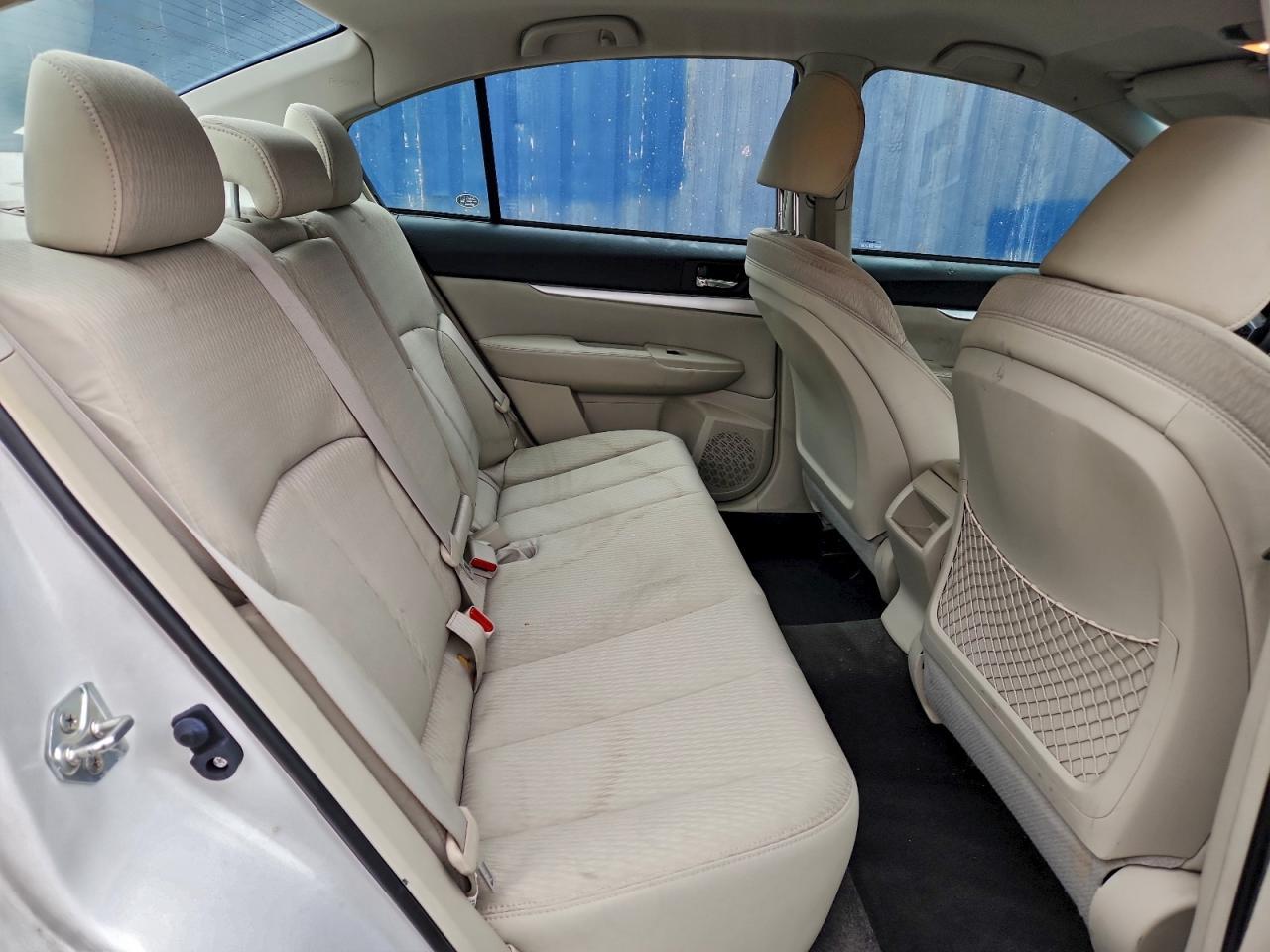 2012 SUBARU Legacy