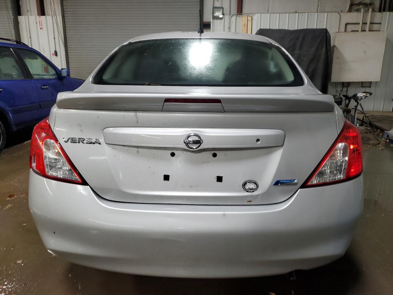 2014 NISSAN VERSA