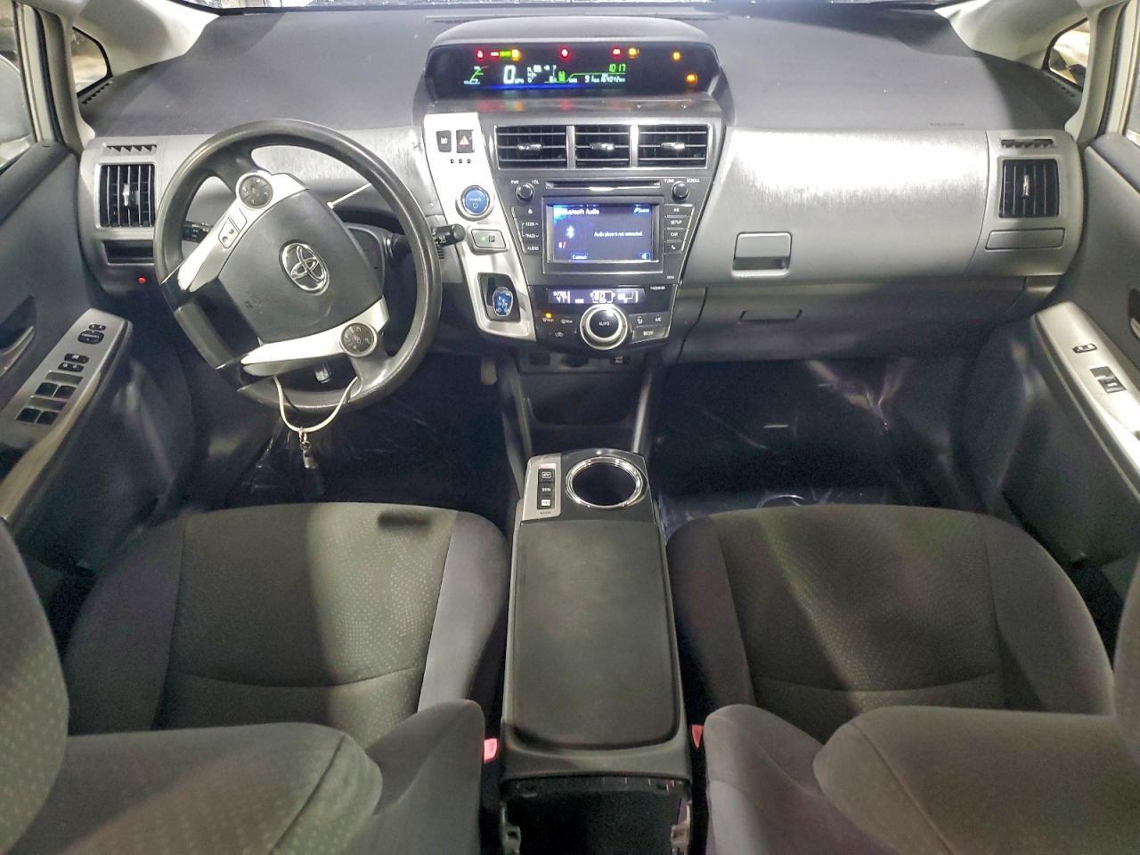 2014 TOYOTA PRIUS V