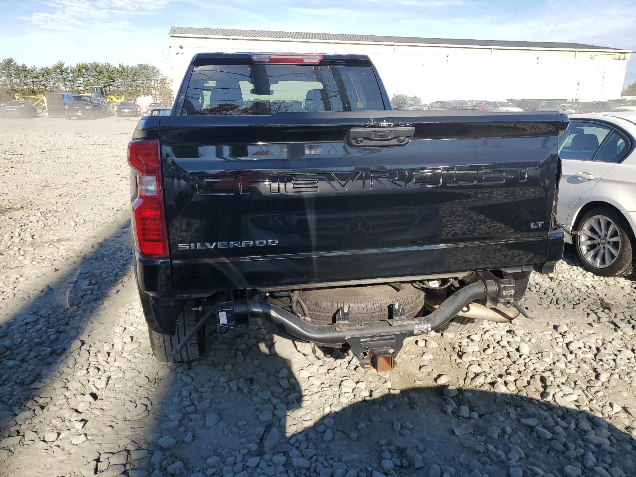 2024 CHEVROLET Silverado