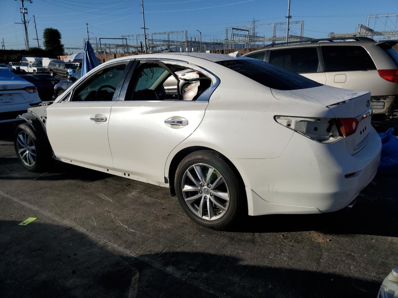 2016 INFINITI Q50
