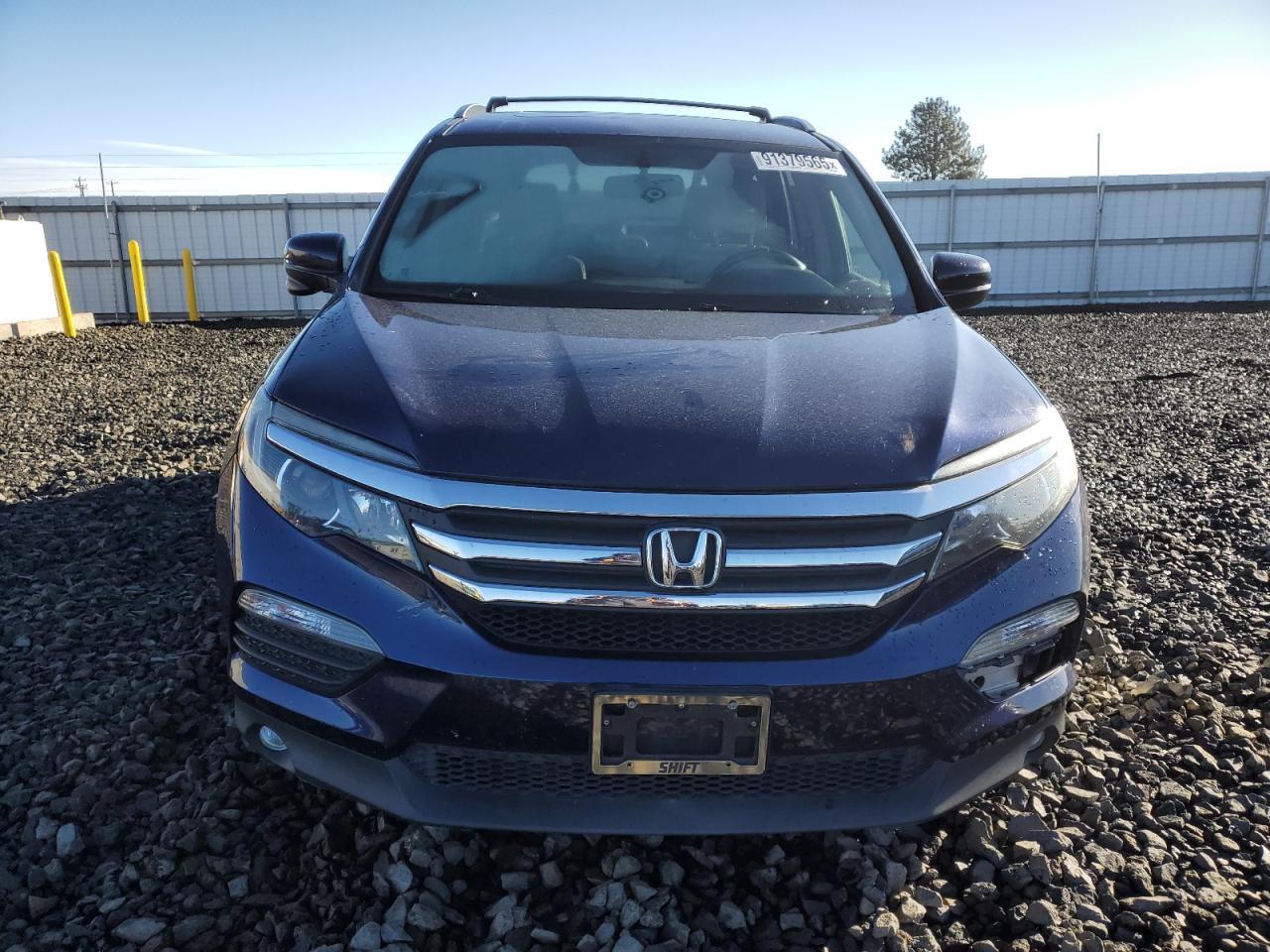 2017 HONDA PILOT