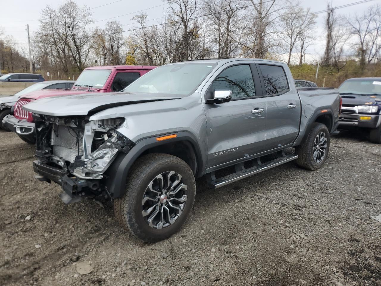 2024 GMC CANYON