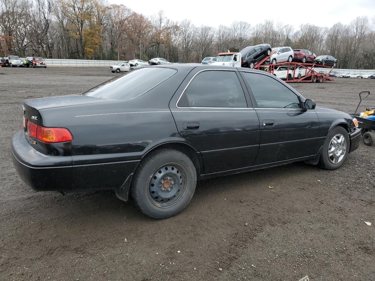 2001 TOYOTA CAMRY