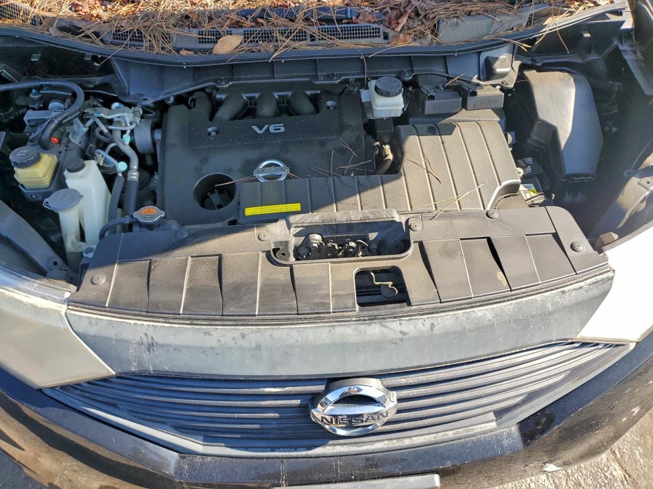 2013 NISSAN Quest