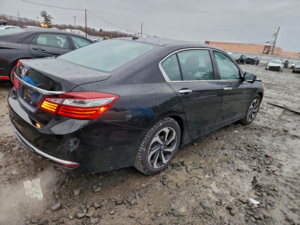 2016 HONDA ACCORD