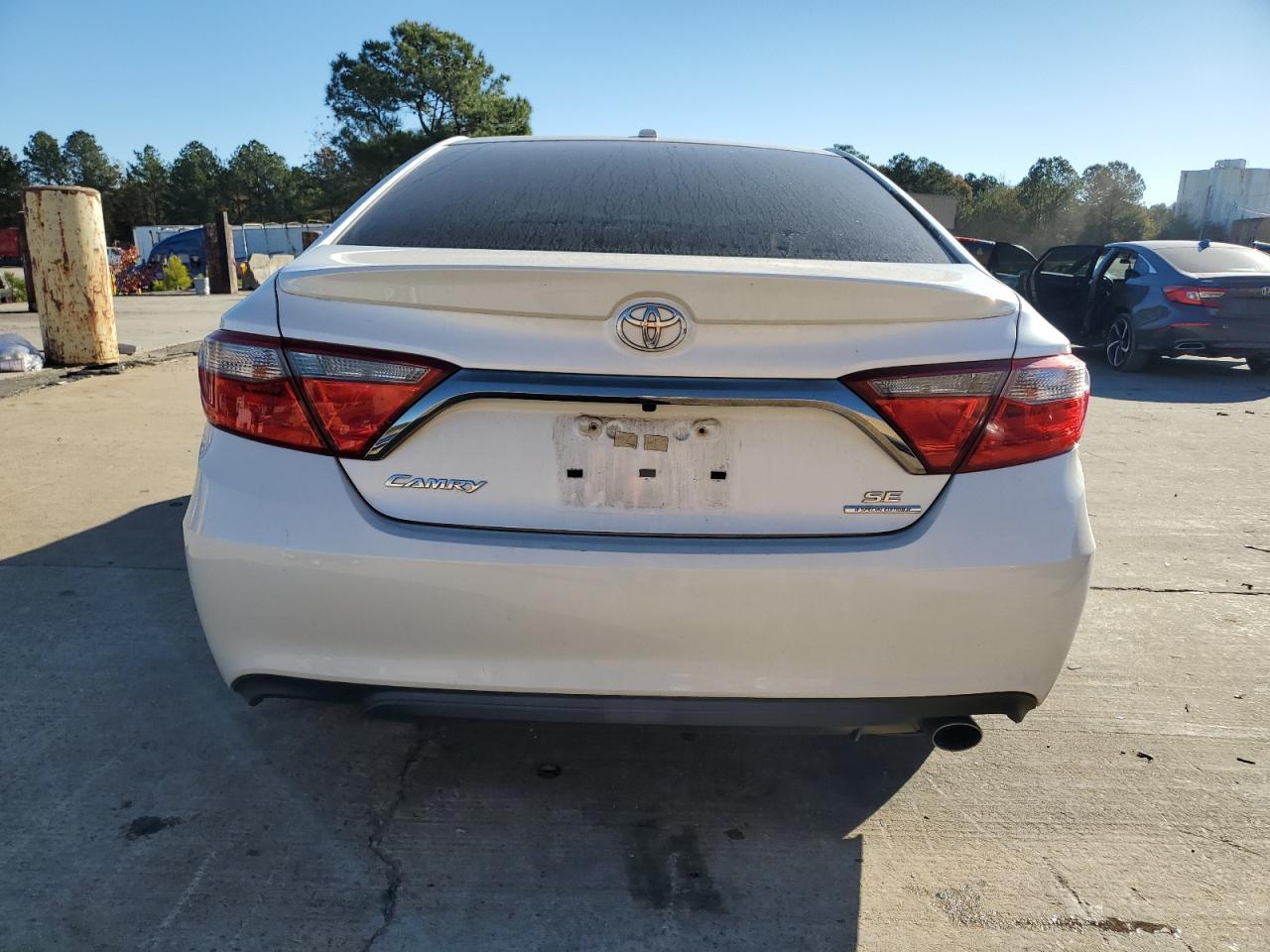 2016 TOYOTA CAMRY