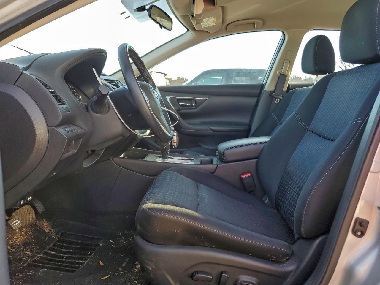 2017 NISSAN ALTIMA