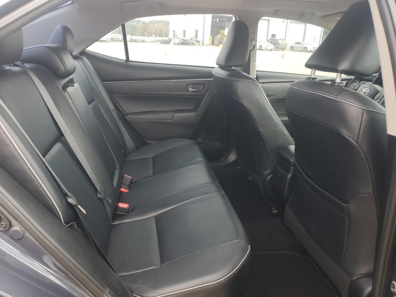 2017 TOYOTA COROLLA