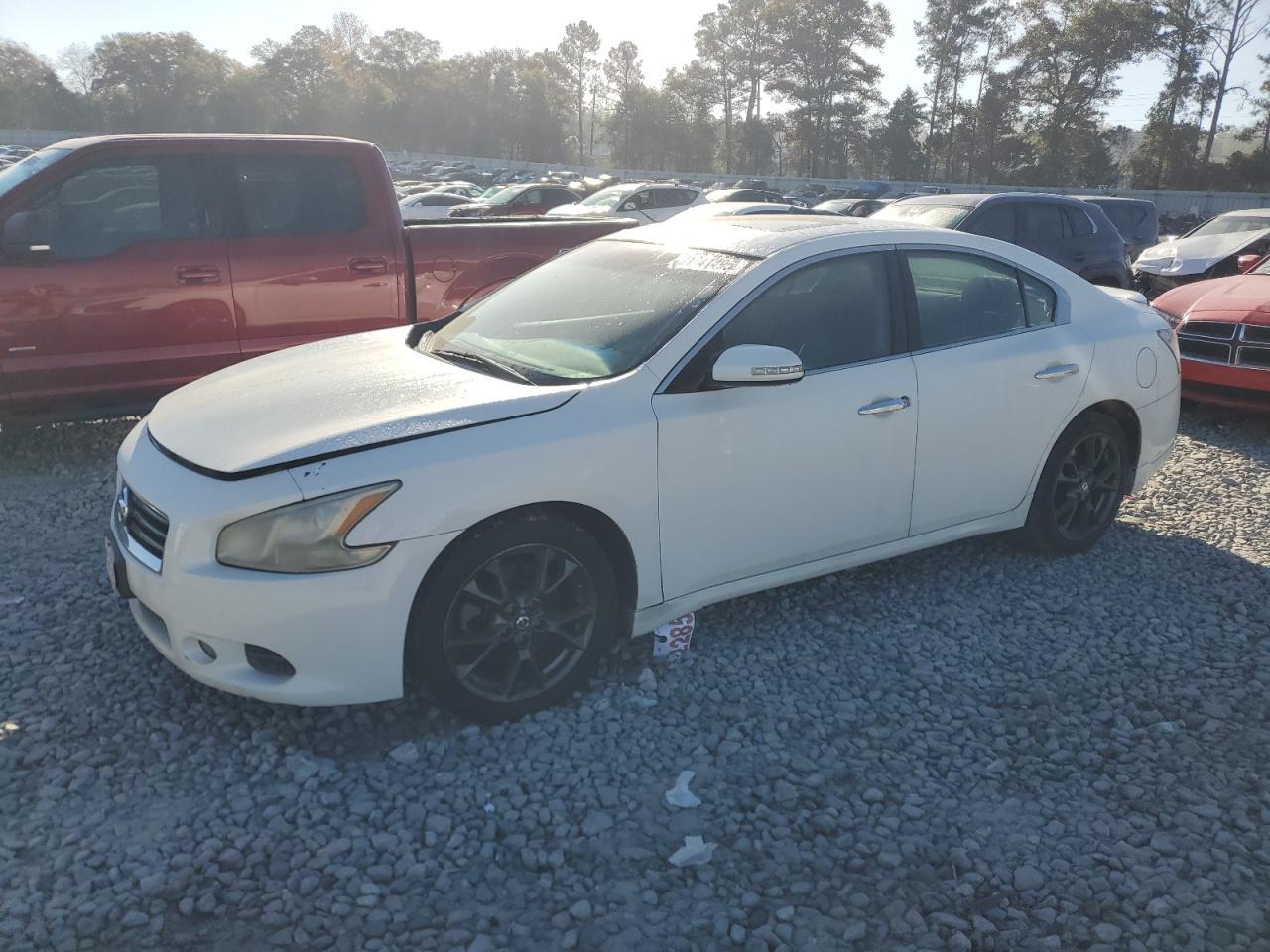 2012 NISSAN Maxima