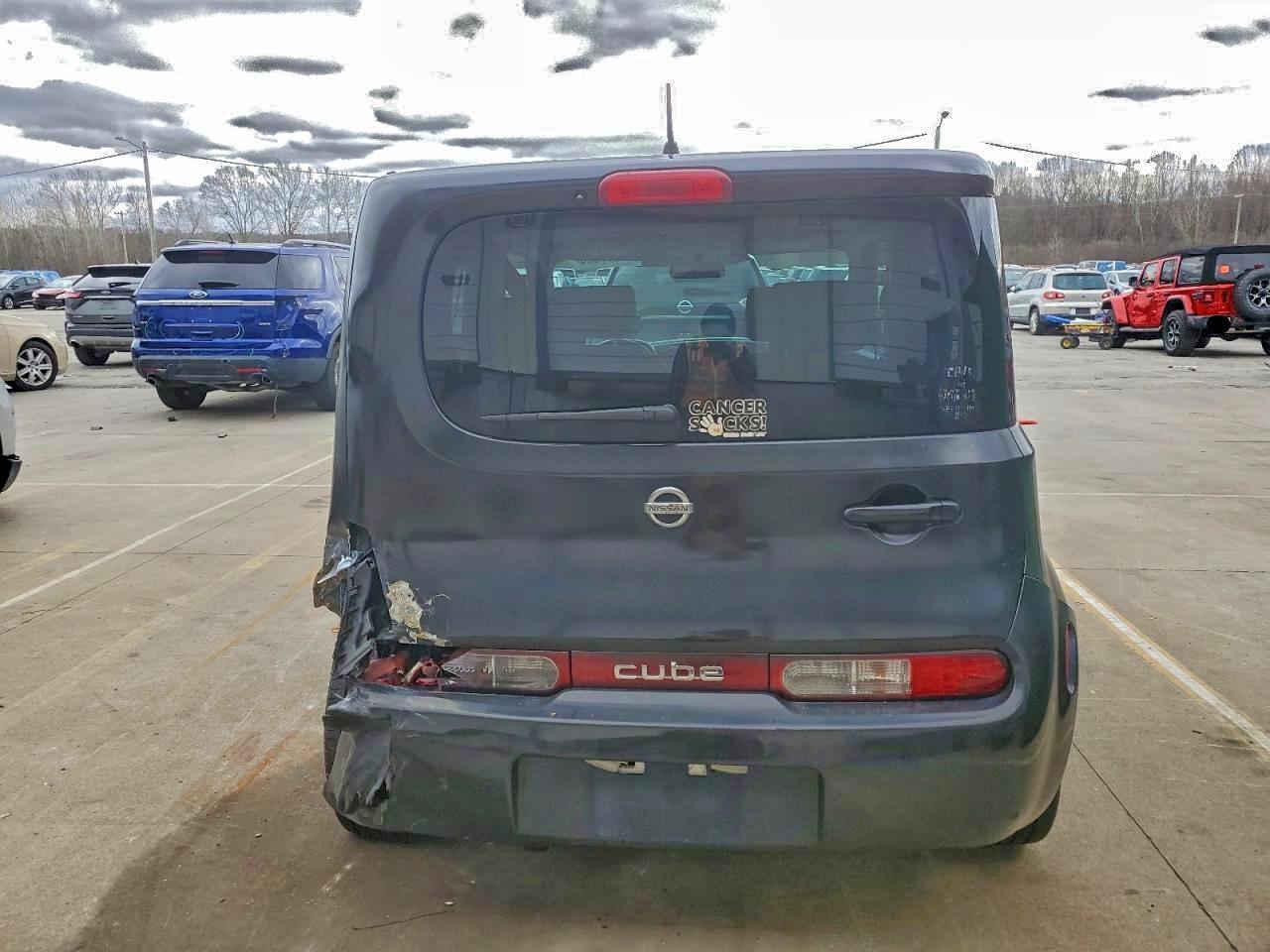2010 NISSAN CUBE