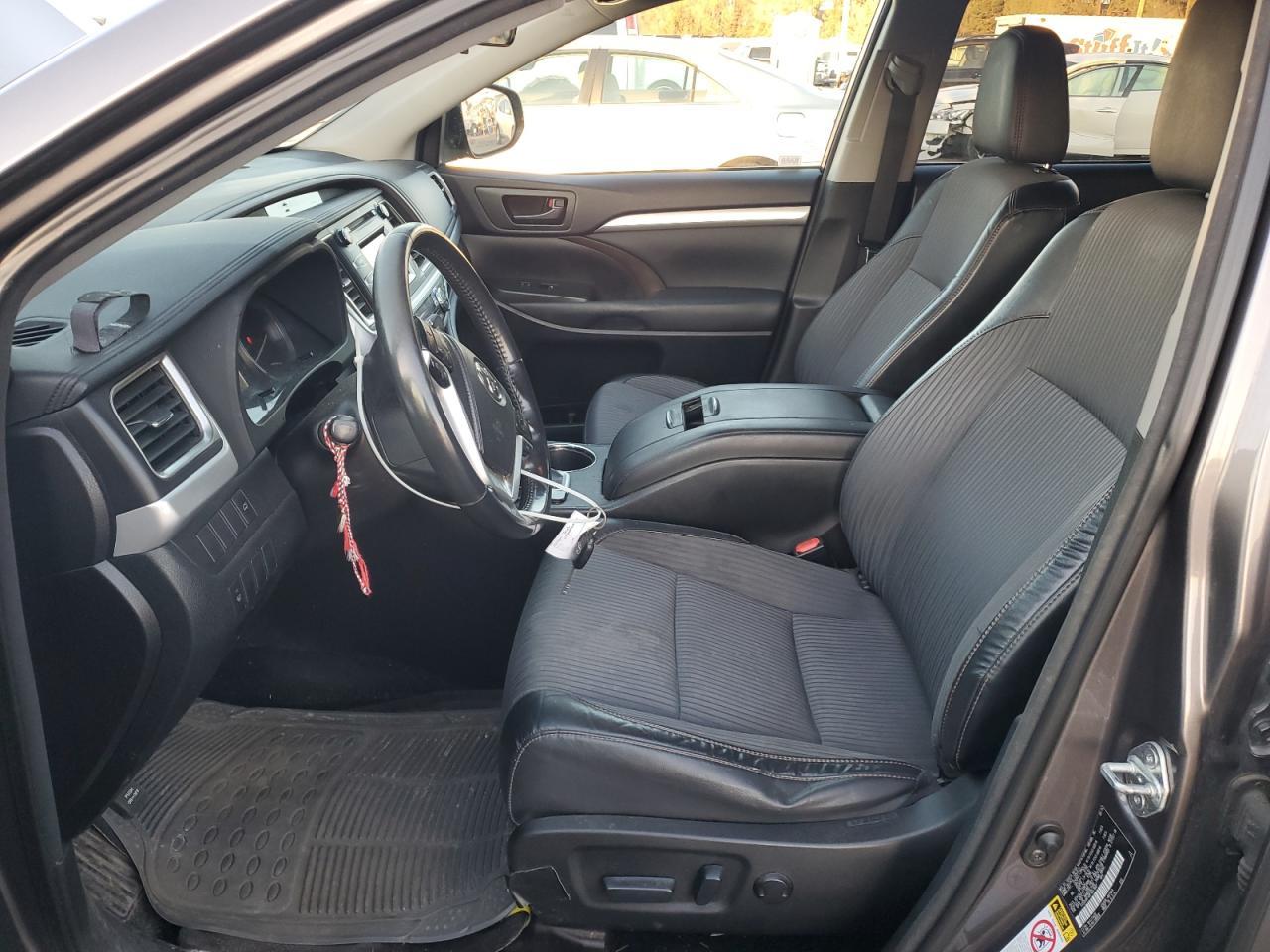 2015 TOYOTA HIGHLANDER