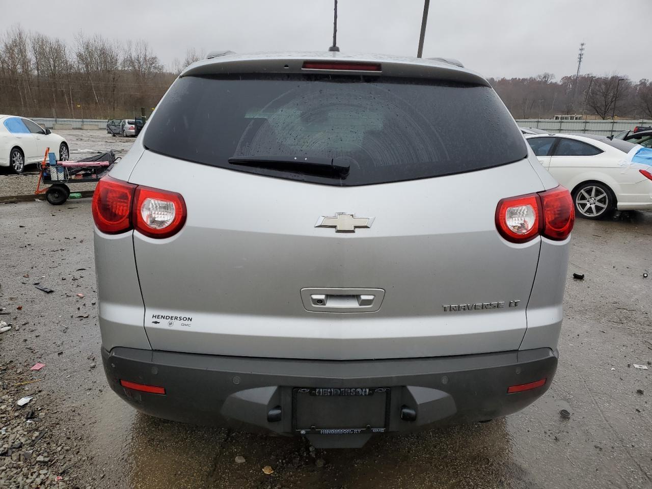 2010 CHEVROLET TRAVERSE