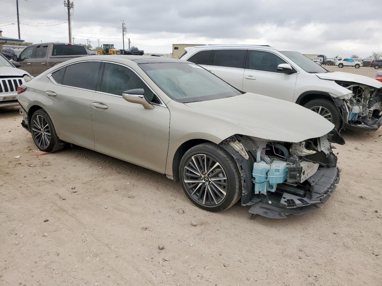 2022 LEXUS ES 350