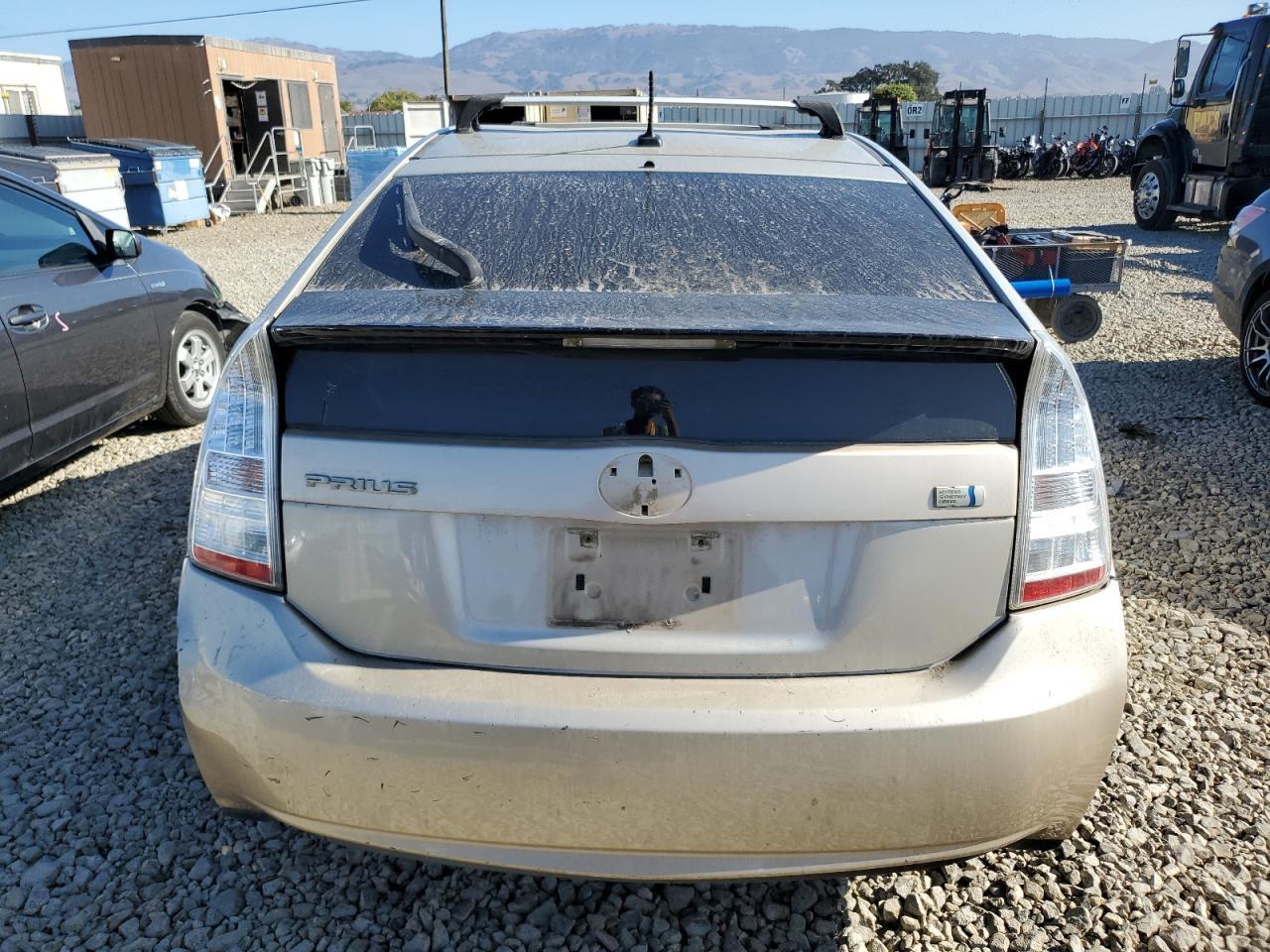 2011 TOYOTA PRIUS