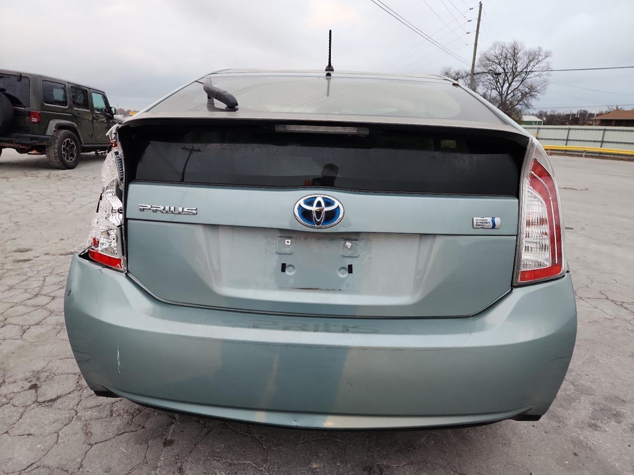 2013 TOYOTA PRIUS