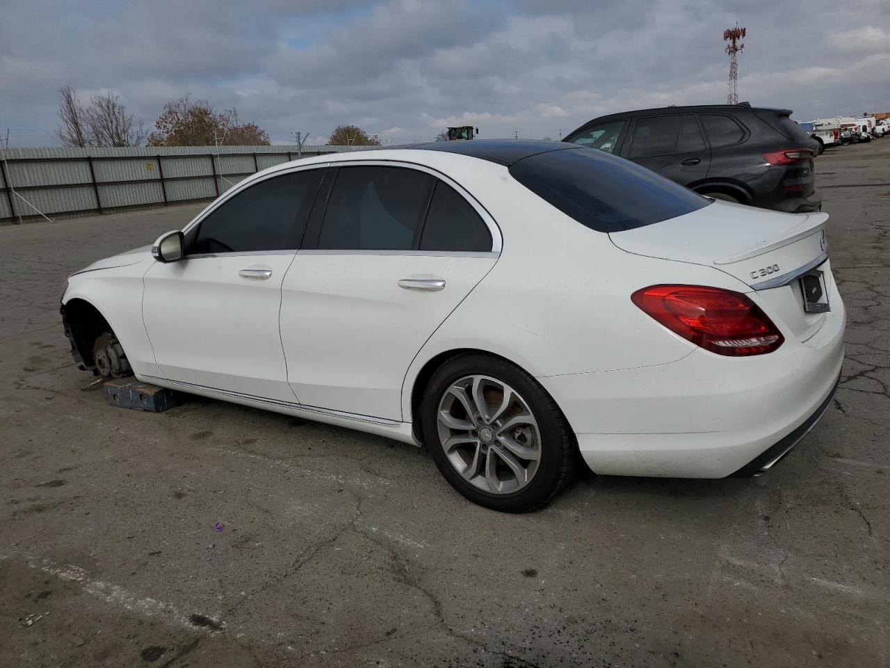 2016 MERCEDES-BENZ C-CLASS