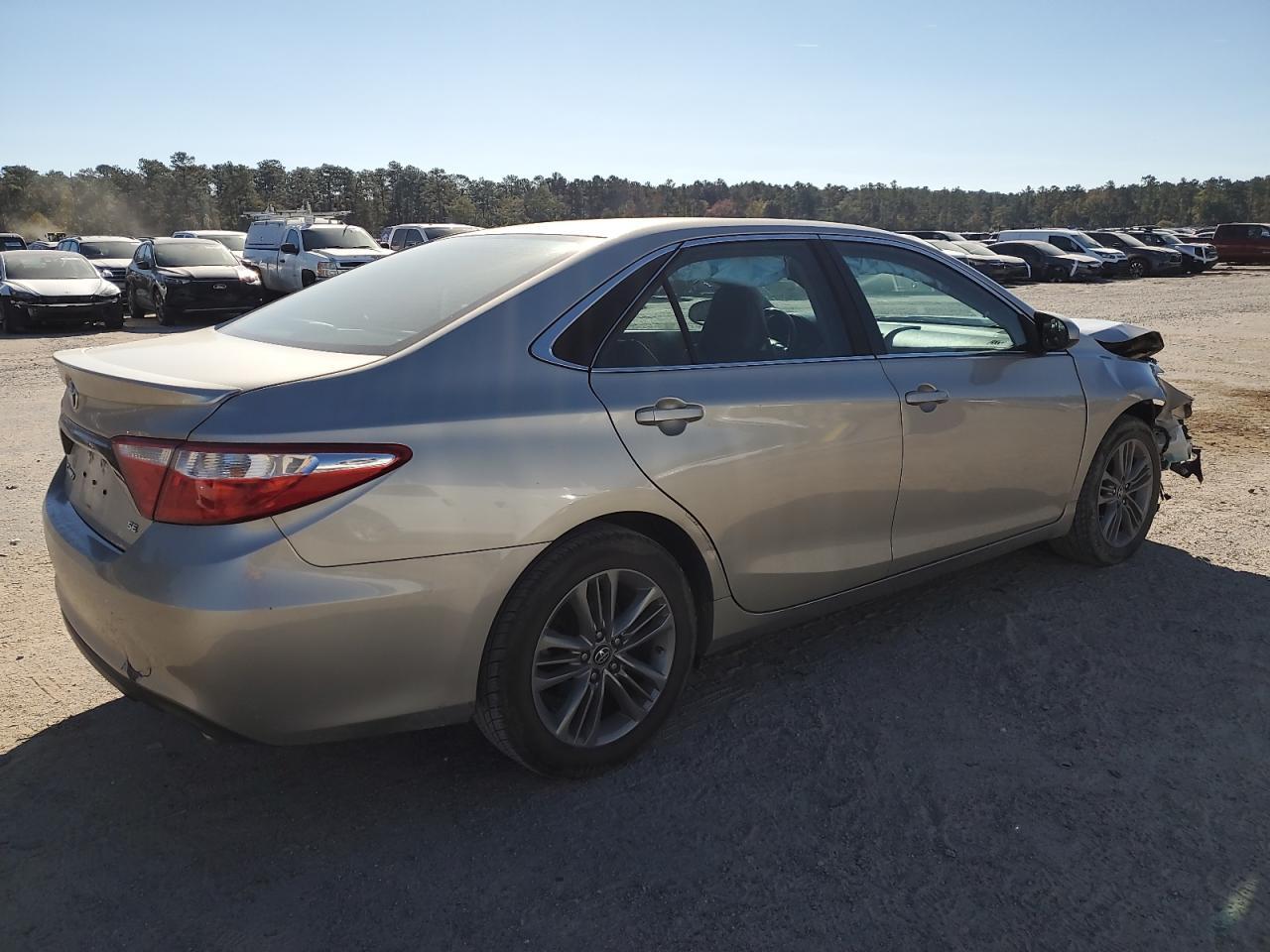 2016 TOYOTA CAMRY