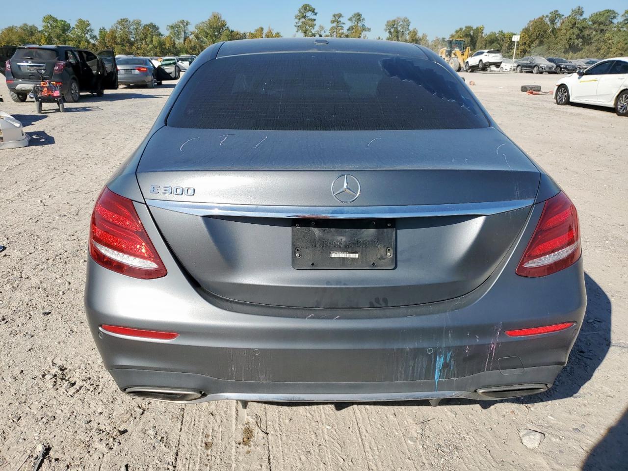 2018 MERCEDES-BENZ E-Class