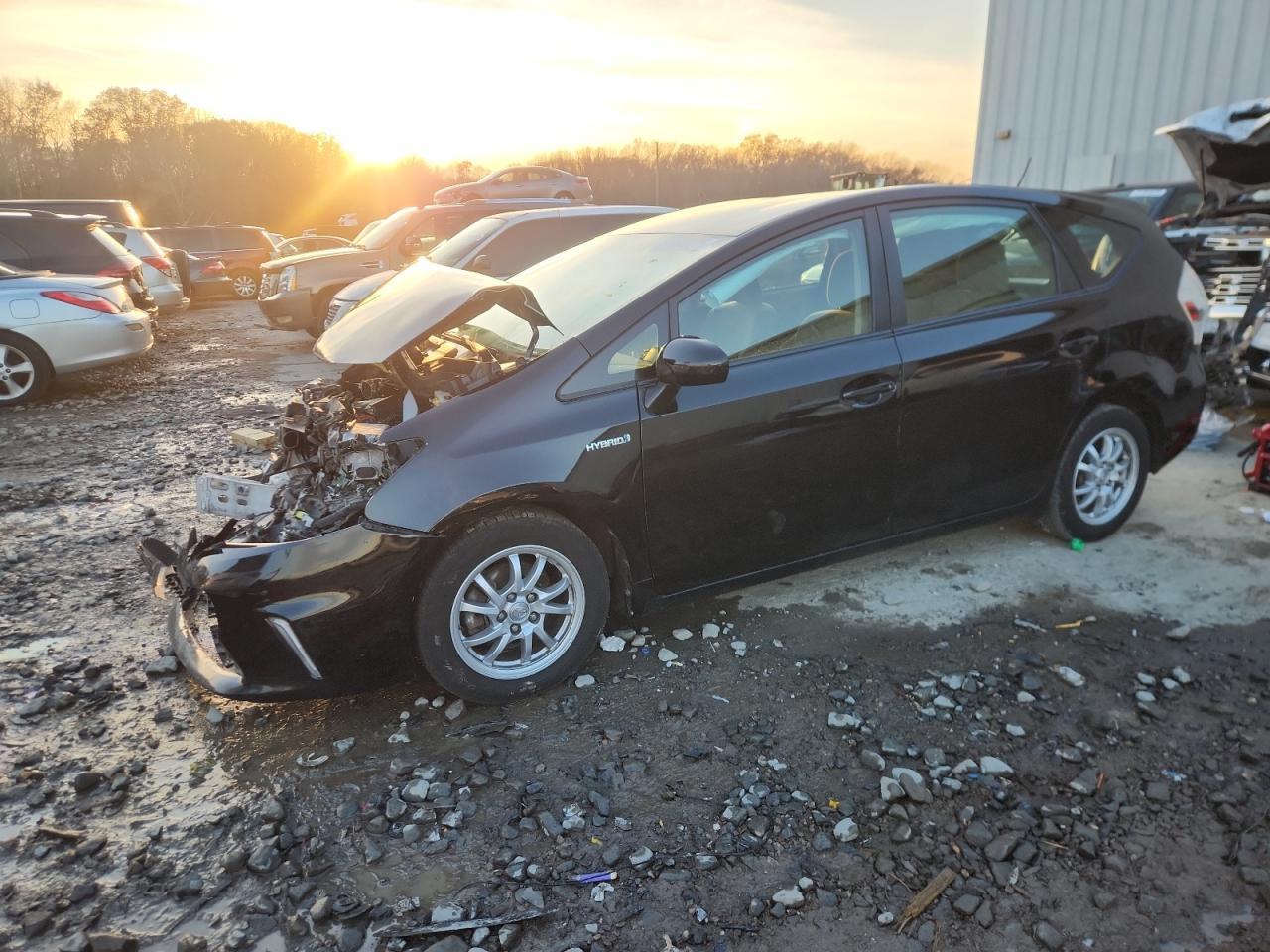 2012 TOYOTA PRIUS V