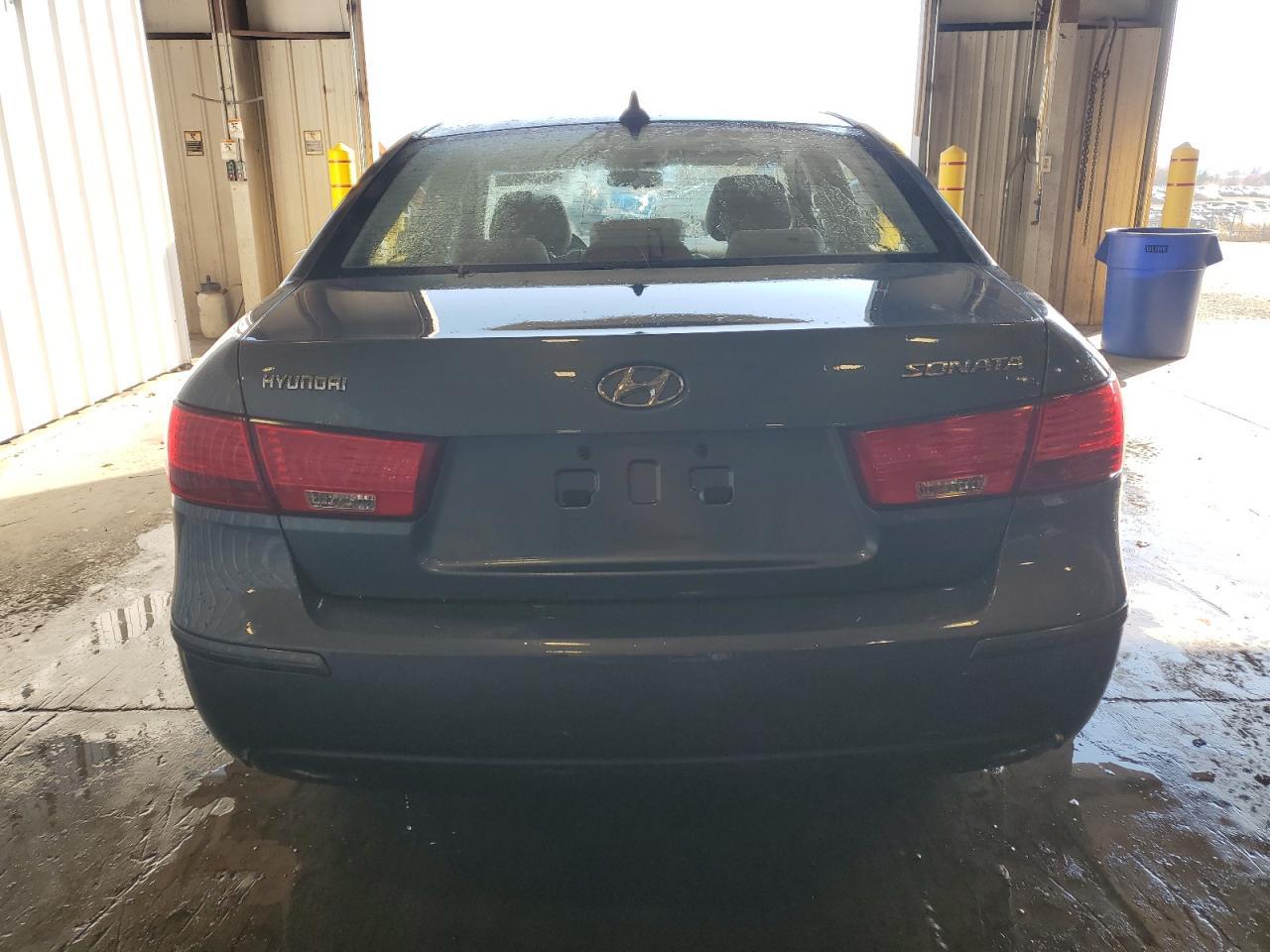 2010 HYUNDAI SONATA