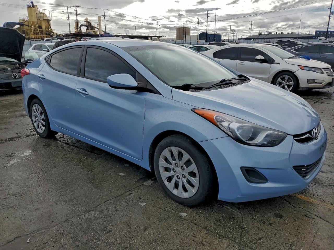 2012 HYUNDAI ELANTRA