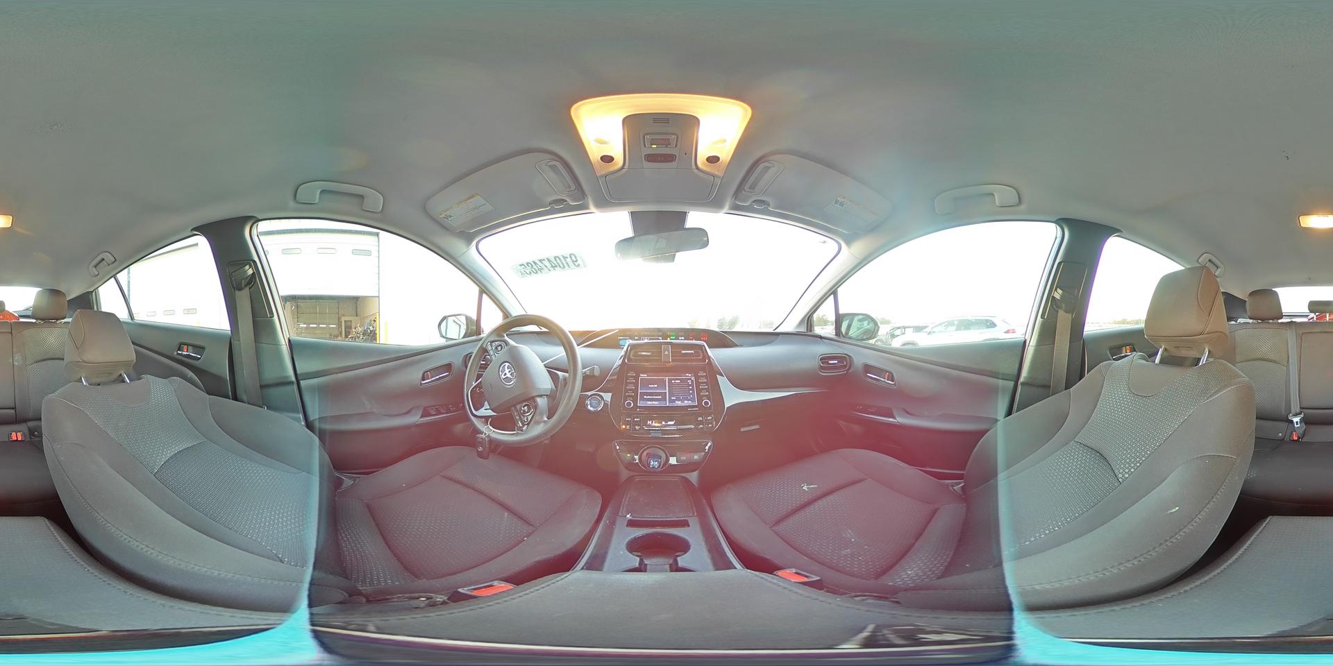 2022 TOYOTA PRIUS