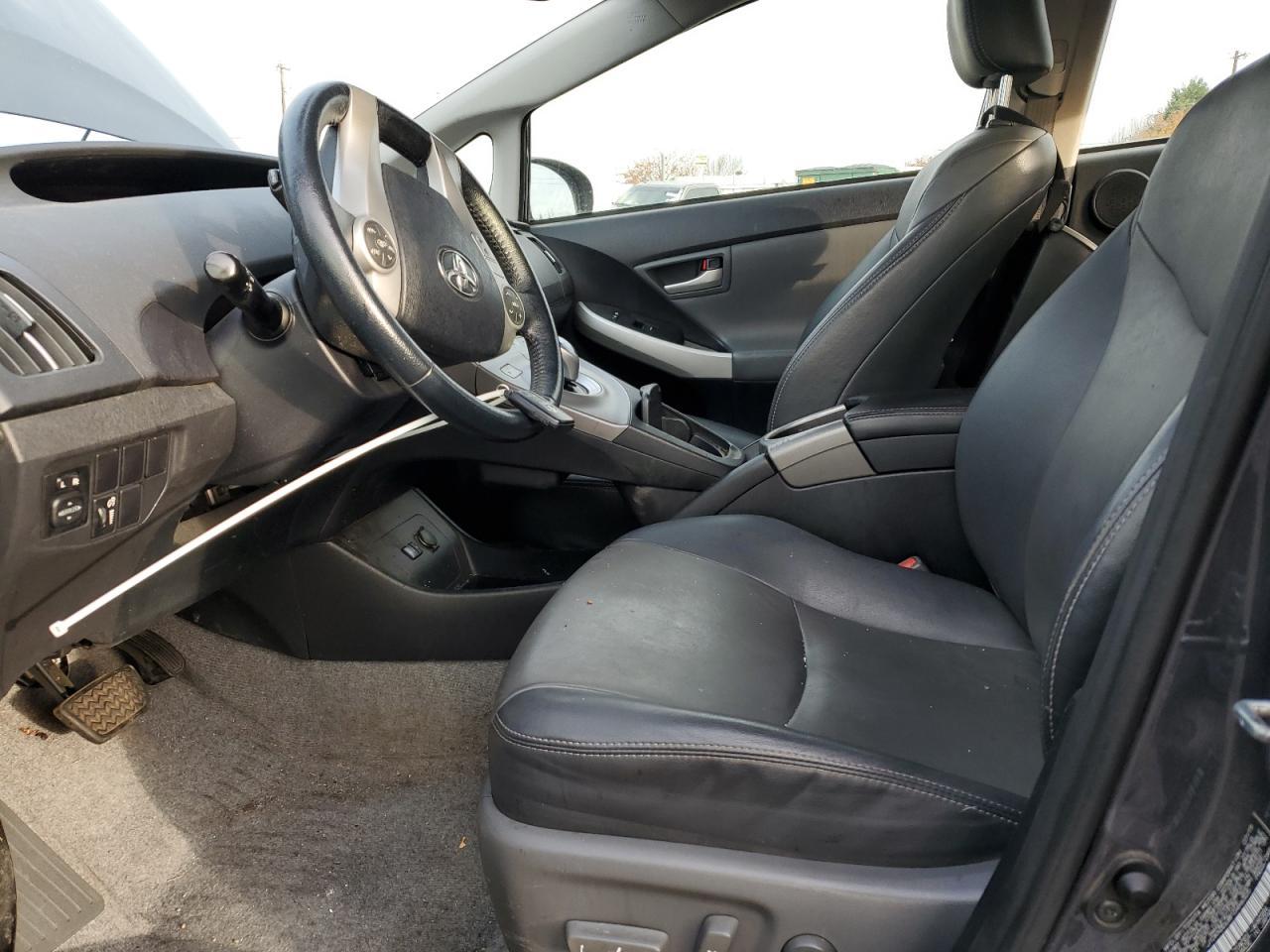 2015 TOYOTA PRIUS